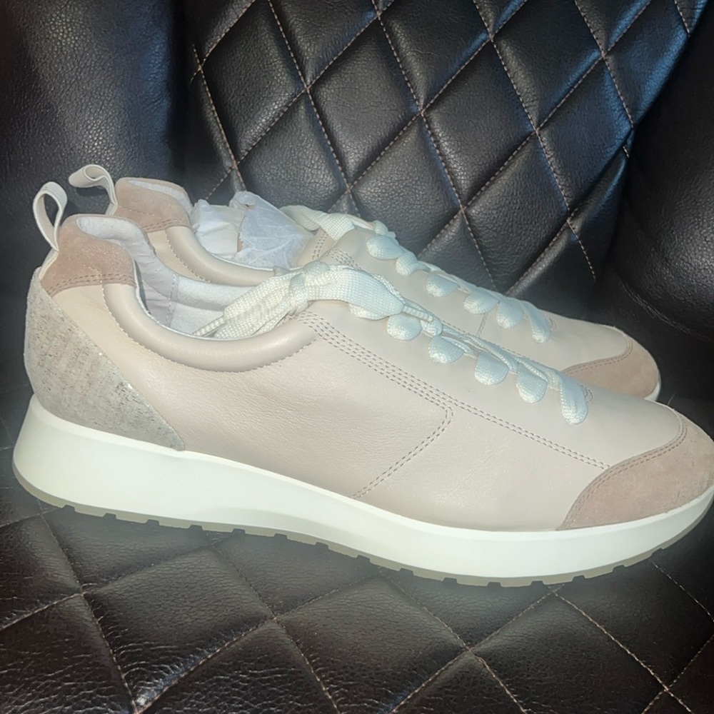Munro Sutton Sneaker in Natural at Nordstrom,